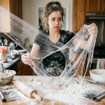 饺子包成了”饺子汤”：皮薄馅大的背后是一锅煮烂的悲剧