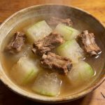 葱油饼烙成了葱油渣：我室友说要用勺子吃