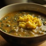 蒜蓉西兰花做成了西兰花煮软饼：我室友说这颜色像化学实验